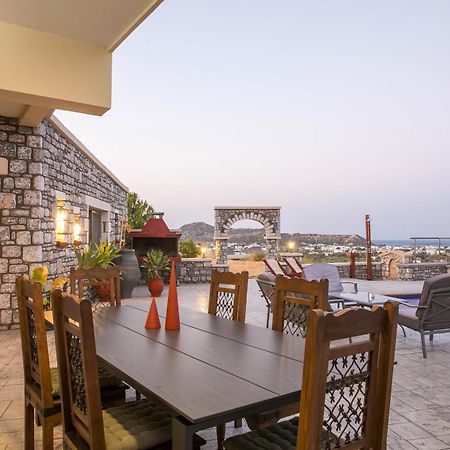 Des & Coo Luxury Villa With Private Pool Faliraki Extérieur photo