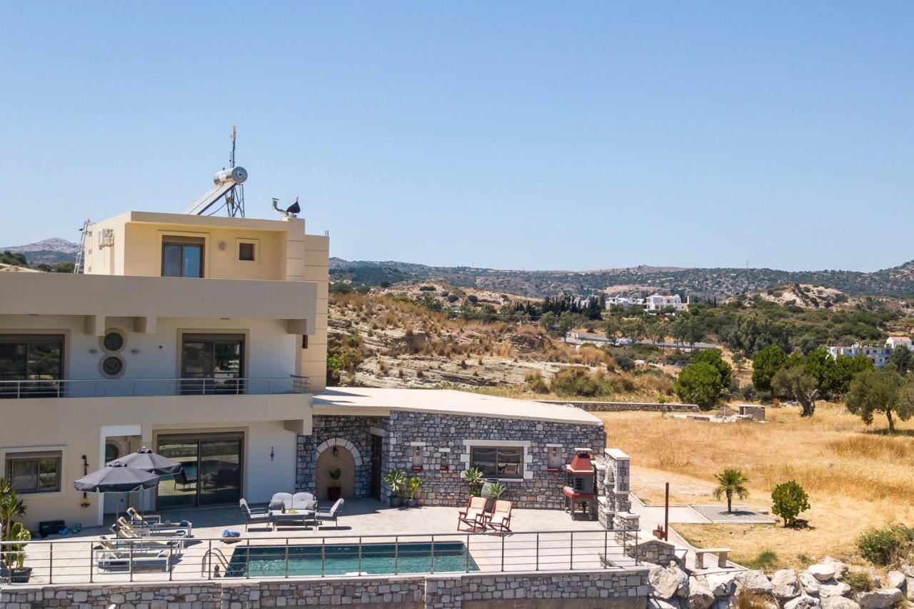 Des & Coo Luxury Villa With Private Pool Faliraki Extérieur photo