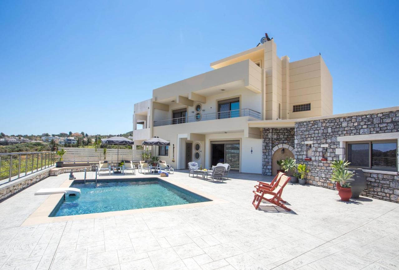 Des & Coo Luxury Villa With Private Pool Faliraki Extérieur photo
