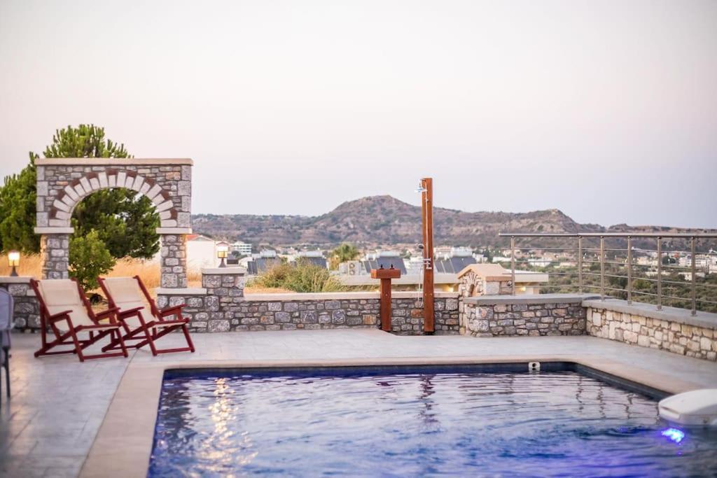 Des & Coo Luxury Villa With Private Pool Faliraki Extérieur photo