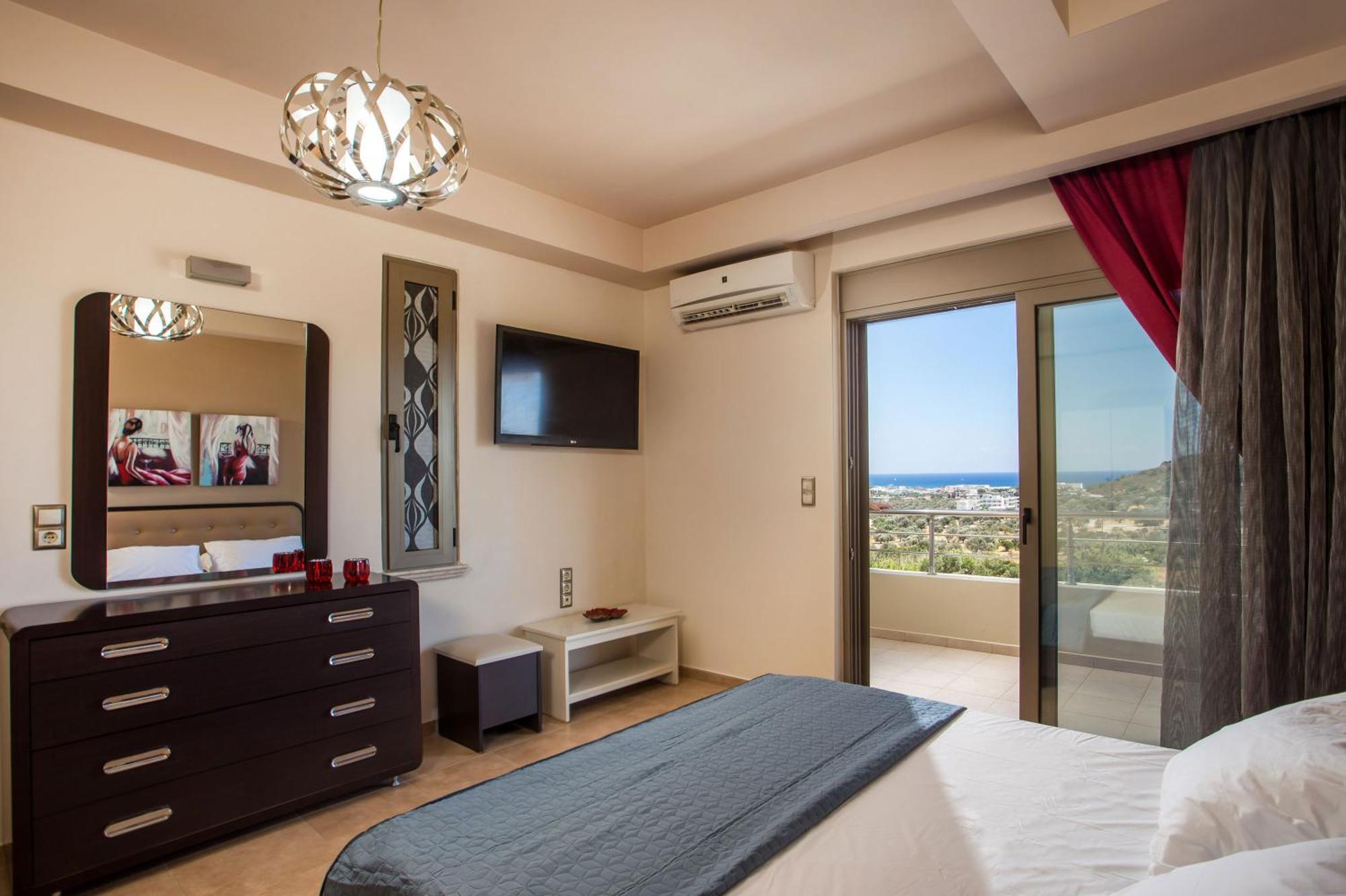 Des & Coo Luxury Villa With Private Pool Faliraki Extérieur photo